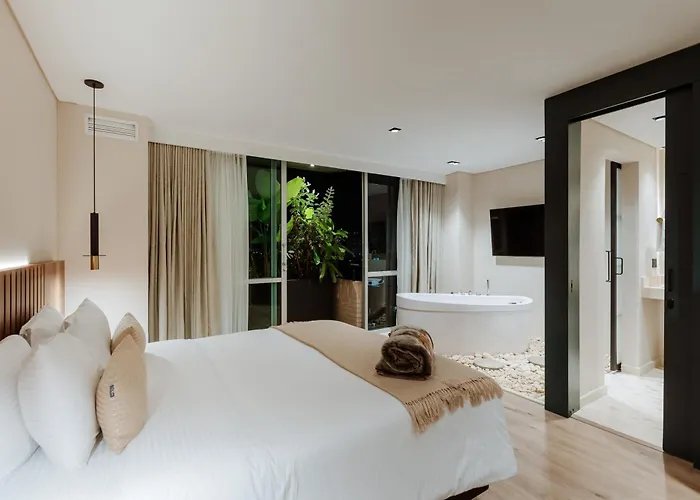 Hotel Sky Medellin