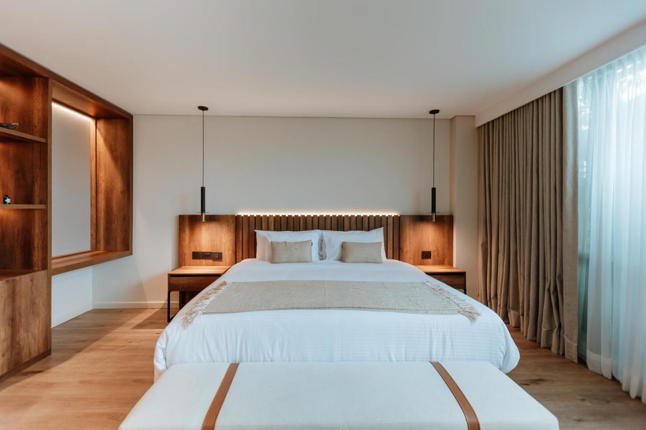 Sky Hotel 4*